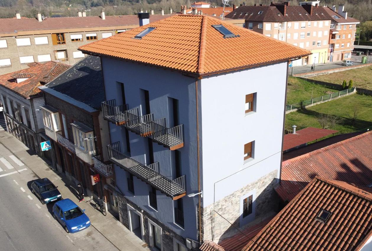 Apartamentos Puerta De Occidente Cornellana 外观 照片